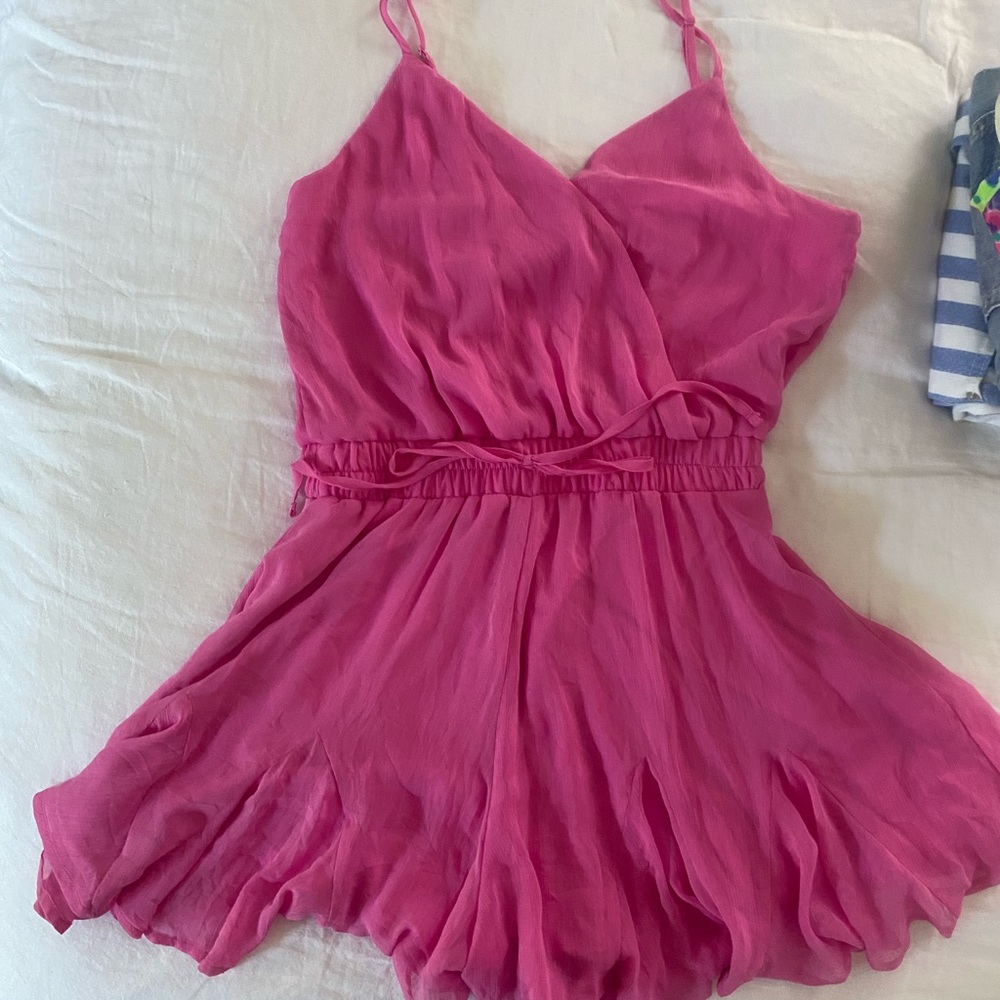 Pink romper - Picture 4 of 4